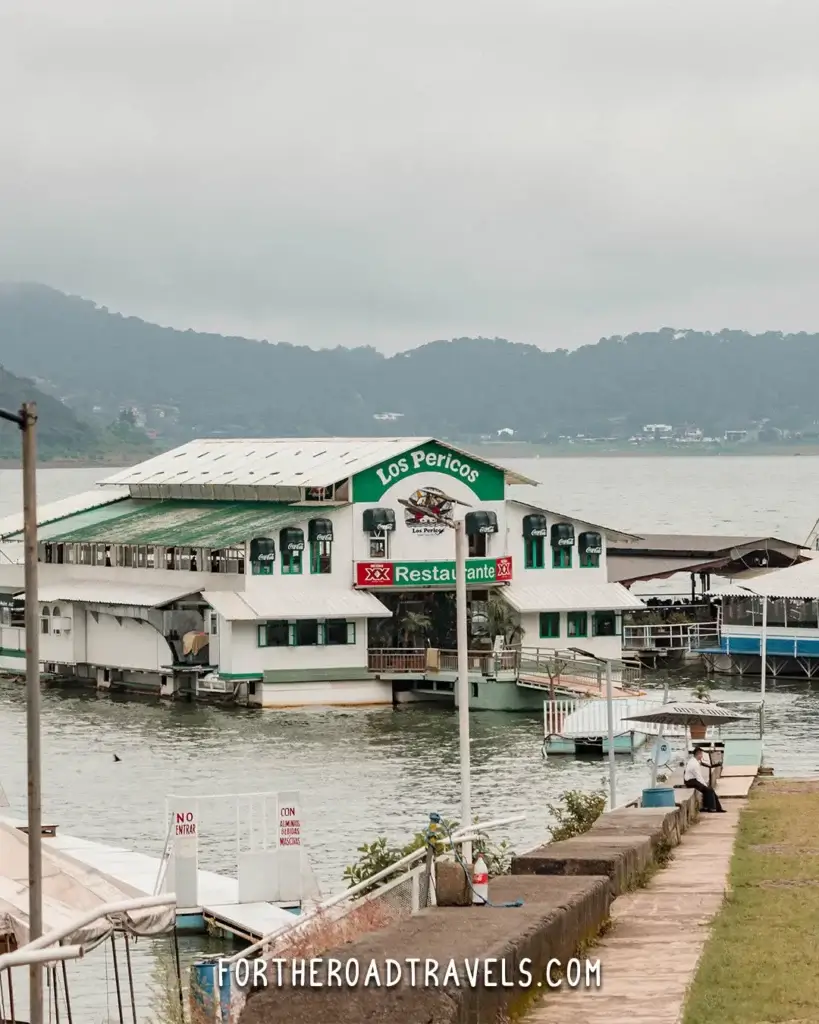 Valle de Bravo Lake Restaurant